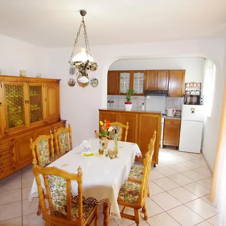 Ana Apartment Pula