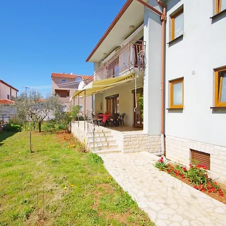 Apartament Ana Pula